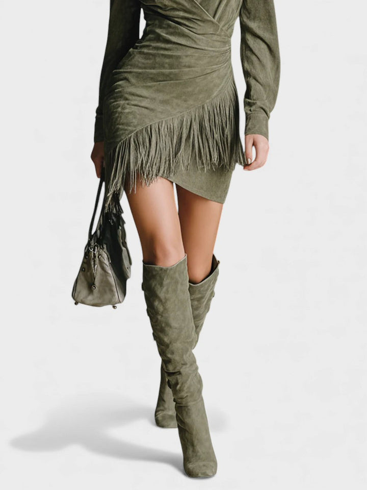 María™ | Vestido verde oliva con diseño minimalista