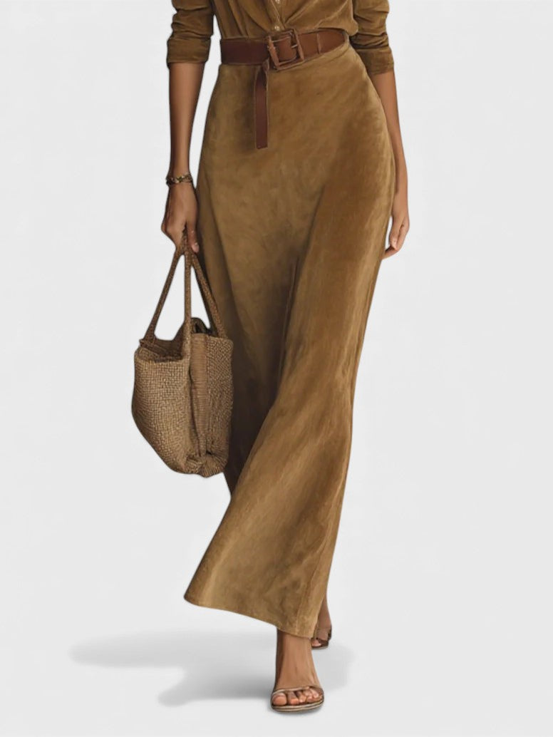 Mónica™ | Vestido largo de gamuza con cinturón ajustado